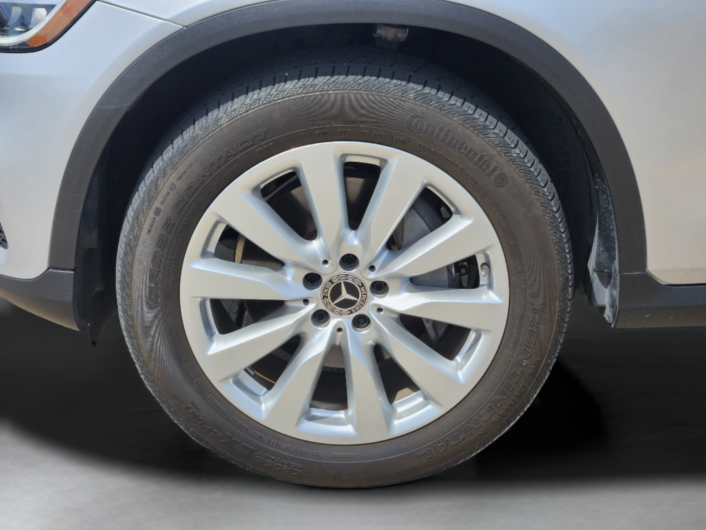 Used 2020 Mercedes-Benz GLC 300 image 30
