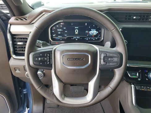 Used 2025 GMC Sierra 1500 Denali w/ Denali Reserve Package AWD/4WD image 21
