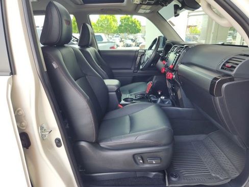 Used 2023 Toyota 4Runner TRD Off-Road Premium w/ Moonroof Package AWD/4WD image 25