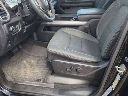 Used 2023 RAM 1500 Big Horn AWD/4WD image 37