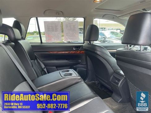 Used 2012 Subaru Outback 2.5i Limited AWD/4WD image 16