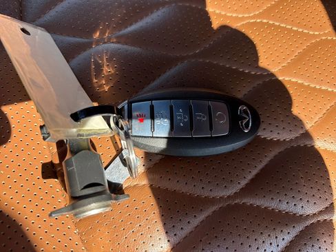 Certified 2024 INFINITI QX80 Sensory AWD/4WD image 29