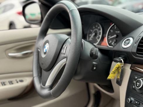 Used 2012 BMW 128i Convertible image 20