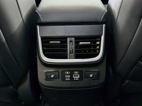 Used 2023 Subaru Outback Limited AWD/4WD image 27