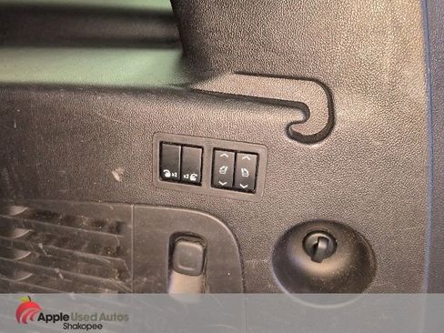 Used 2016 Chevrolet Suburban LTZ AWD/4WD image 9