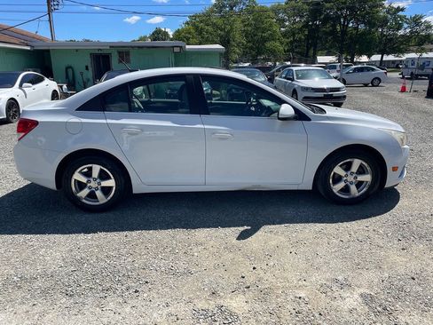 Used 2012 Chevrolet Cruze LT FWD image 9
