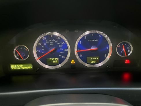 Used 2004 Volvo S60 R AWD/4WD image 12