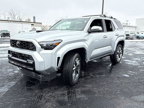 New 2025 Toyota 4Runner TRD Sport Premium w/ Tow Technology Package image 3