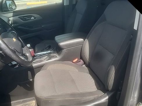 Used 2020 Chevrolet Traverse LT w/ Driver Confidence II Package AWD/4WD image 5