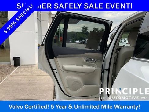 Certified 2024 Volvo XC90 B6 Plus AWD/4WD image 25