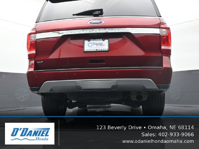 Used 2019 Ford Expedition XLT w/ Equipment Group 202A AWD/4WD image 11