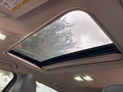 Used 2023 MAZDA CX-5 AWD 2.5 S w/ Preferred Package image 12