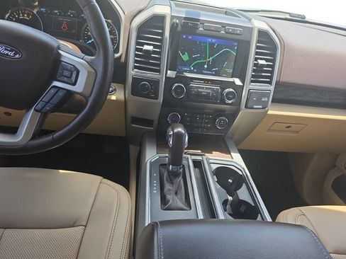 Used 2020 Ford F150 Lariat AWD/4WD image 13