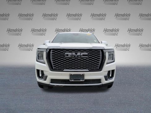 Used 2023 GMC Yukon Denali Ultimate AWD/4WD image 5
