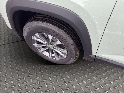 New 2026 Chevrolet Equinox LT image 29