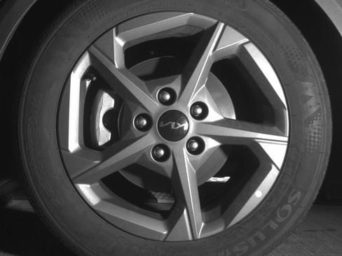 Used 2025 Kia K4 LXS image 12