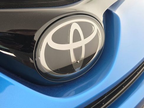 Used 2016 Toyota RAV4 Limited AWD/4WD image 35