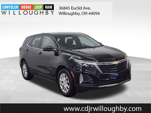 Used 2022 Chevrolet Equinox LT image 3