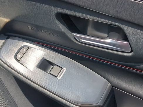 New 2026 Nissan Sentra SR w/ Floor Mat Package FWD image 30