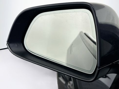 Used 2023 Tesla Model 3 Standard Range image 16