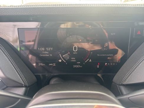 Used 2025 GMC Yukon Denali image 15