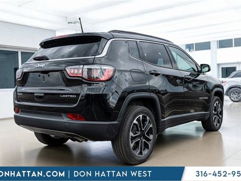 Used 2022 Jeep Compass Limited image 35