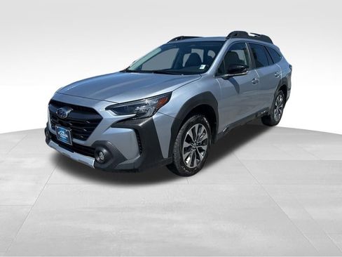 Certified 2025 Subaru Outback Limited w/ Popular Package #2 AWD/4WD image 4