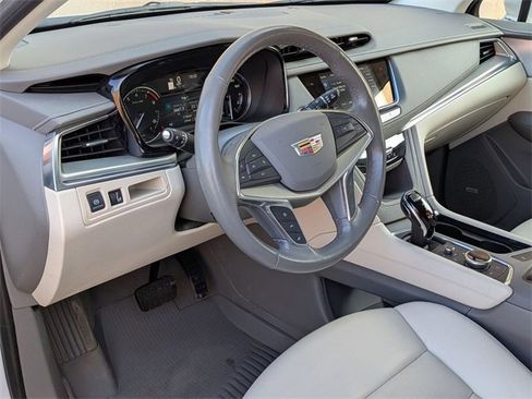 Certified 2023 Cadillac XT5 Premium Luxury w/ LPO, Floor Liner Package image 9