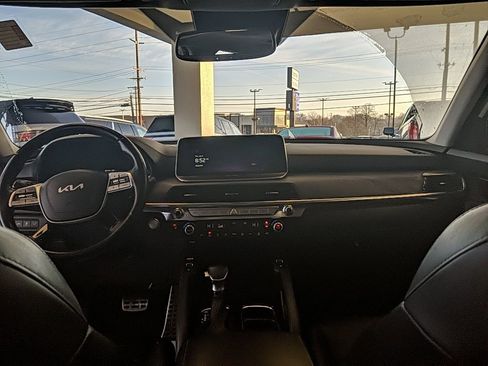 Used 2022 Kia Telluride SX w/ SX Prestige Package image 18
