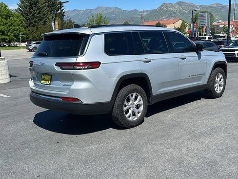 Used 2022 Jeep Grand Cherokee L Limited AWD/4WD image 5