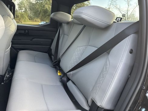 New 2025 Toyota Tacoma 4x4 Double Cab image 24