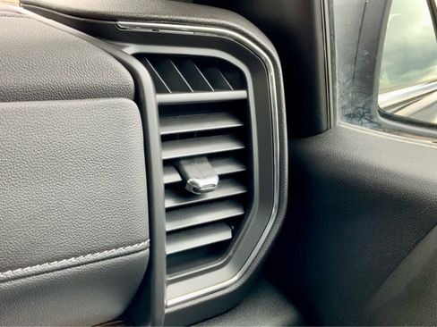 New 2025 GMC Sierra 1500 SLE w/ Preferred Package image 56