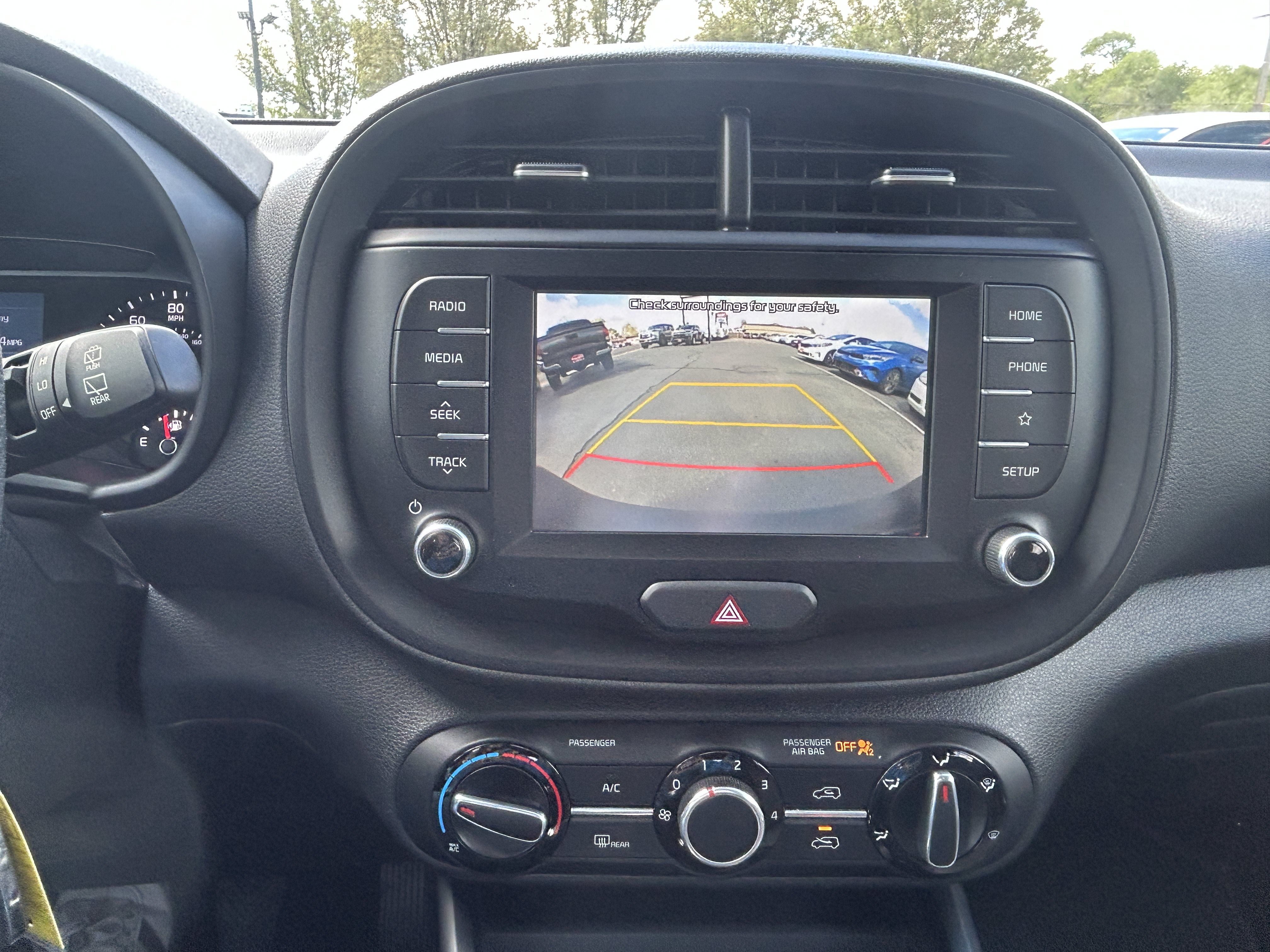 Used 2021 Kia Soul LX FWD image 13