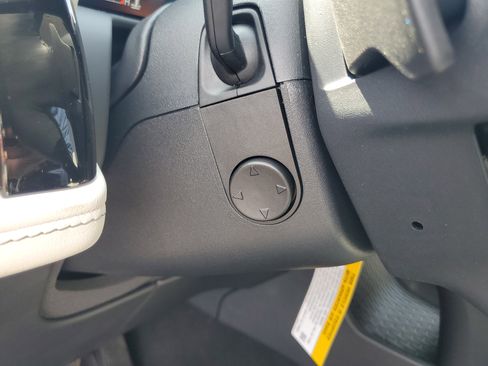 New 2026 Lincoln Aviator AWD image 14