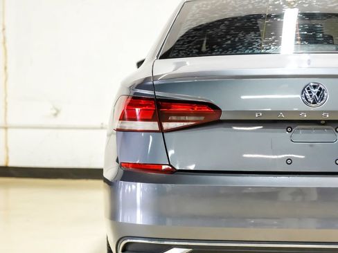 Used 2021 Volkswagen Passat 2.0T S FWD image 41