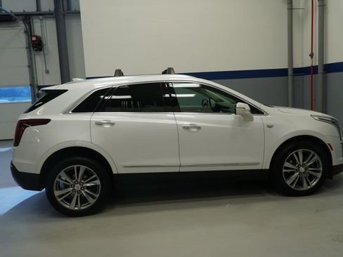 Certified 2023 Cadillac XT5 Premium Luxury AWD/4WD image 7