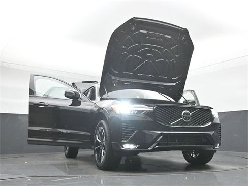 New 2026 Volvo XC60 B5 Plus w/ Protection Package Premier image 56