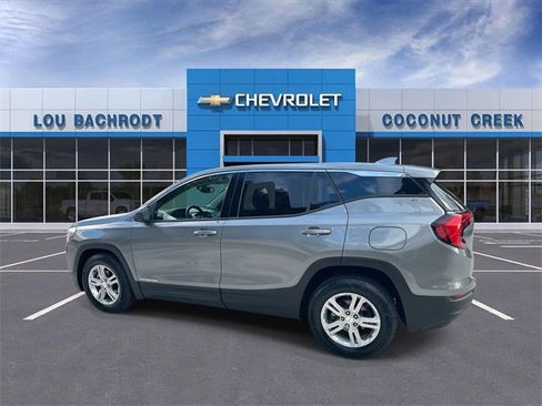 Used 2020 GMC Terrain SLE image 6