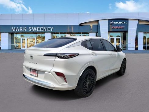 Used 2025 Buick Envista Avenir FWD image 31