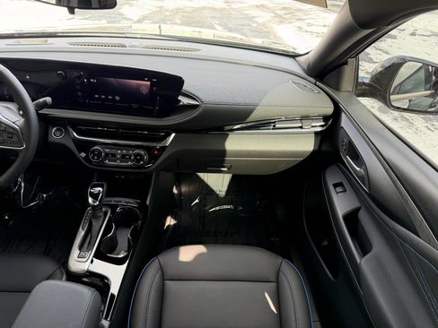 Used 2026 Buick Envista Sport Touring w/ Convenience I Package image 23