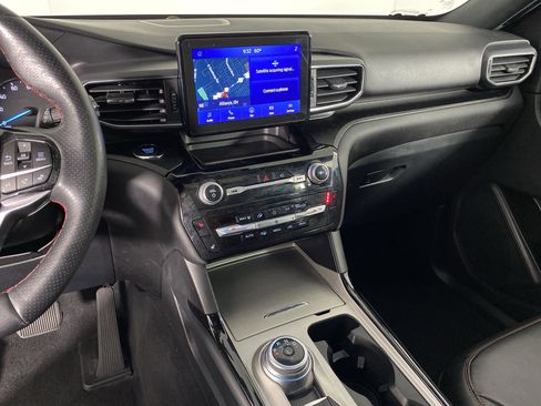 Used 2022 Ford Explorer ST-Line w/ Class IV Trailer Tow Package image 28