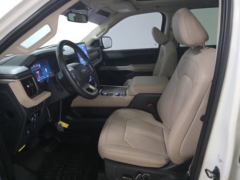 Used 2023 Ford Expedition Max Limited AWD/4WD image 11