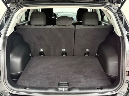 Used 2018 Jeep Compass Sport image 31