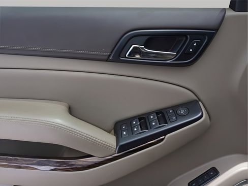 Used 2019 GMC Yukon XL SLT image 20