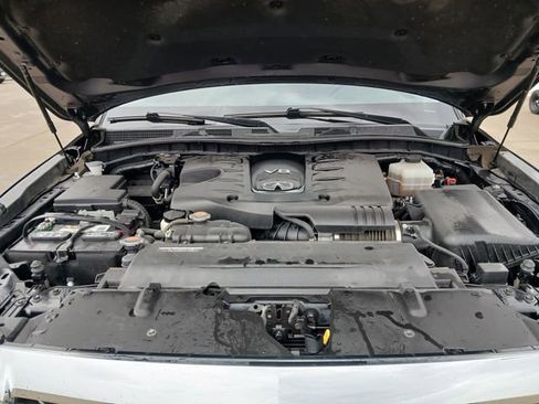 Used 2022 INFINITI QX80 Luxe w/ All-Season Package image 36