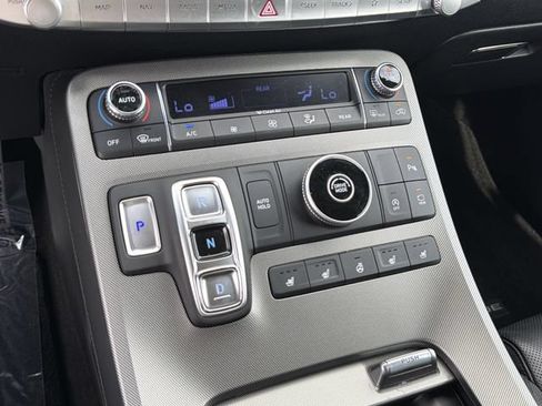 Used 2021 Hyundai Palisade Limited FWD image 32