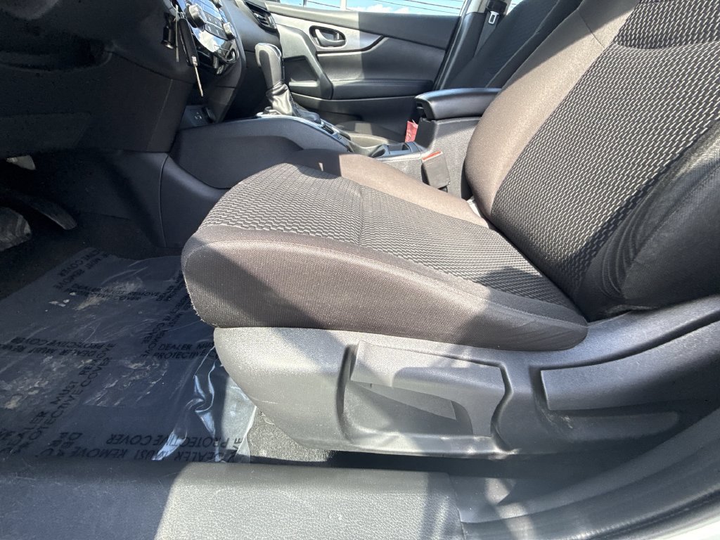 Used 2021 Nissan Rogue Sport S AWD/4WD image 12