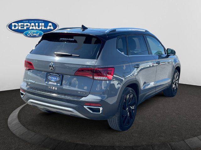 Used 2024 Volkswagen Taos SE AWD/4WD image 7