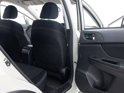 Used 2014 Subaru Crosstrek 2.0i Premium image 30