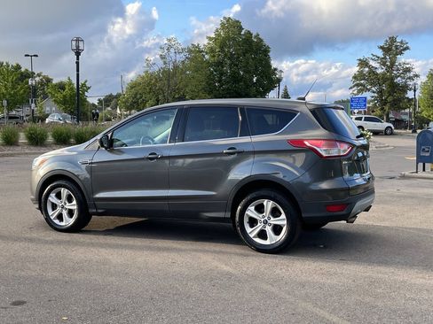 Used 2015 Ford Escape SE AWD/4WD image 10